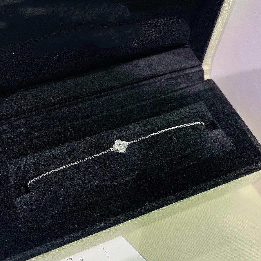¡®Twinkle jewelry¡¯CLOVER  SINGLE FLOWER BRACELET SILVER