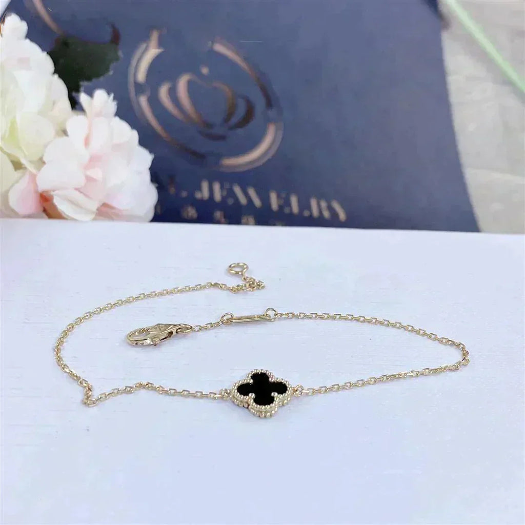¡®Twinkle jewelry¡¯CLOVER ONYX SINGLE FLOWER BRACELET
