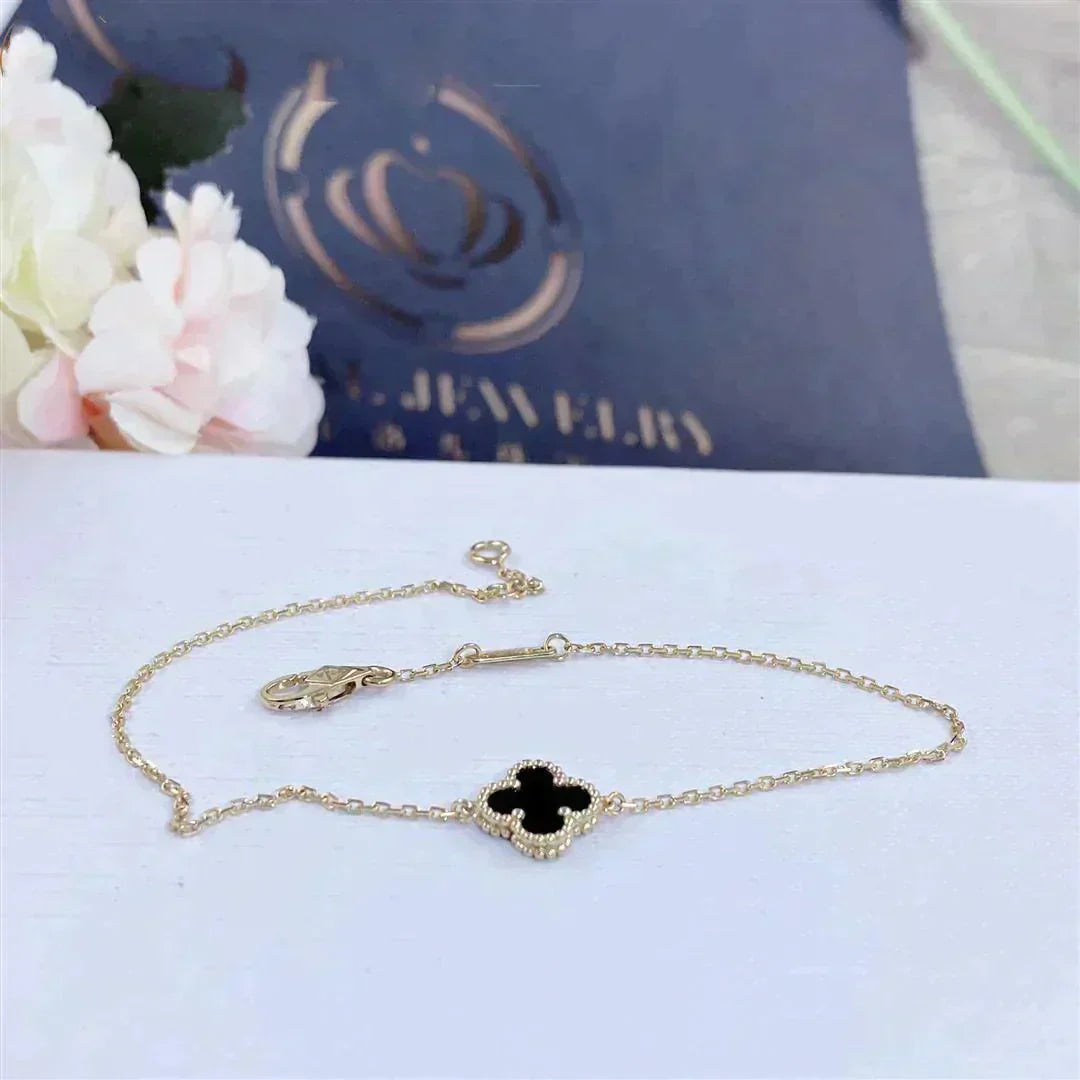 ¡®Twinkle jewelry¡¯CLOVER ONYX SINGLE FLOWER BRACELET