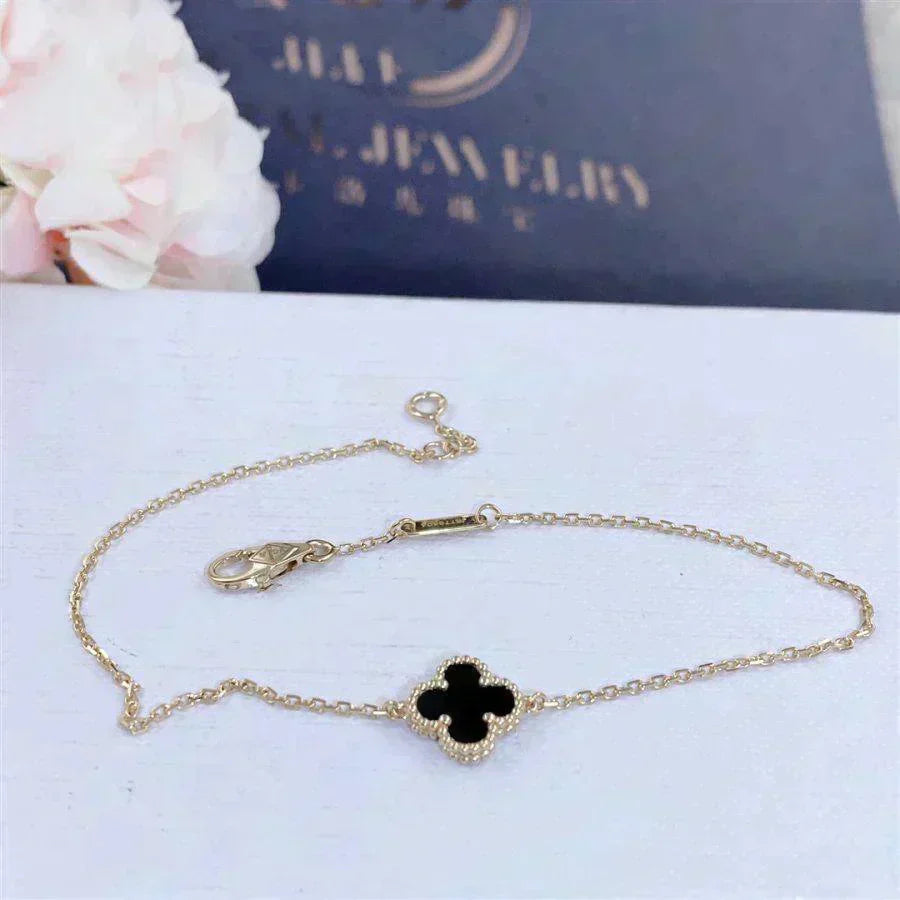 ¡®Twinkle jewelry¡¯CLOVER ONYX SINGLE FLOWER BRACELET