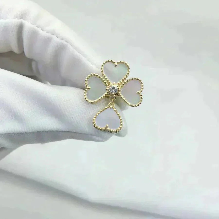 ¡®Twinkle jewelry¡¯SWEET CLOVER WHITE MOP RING