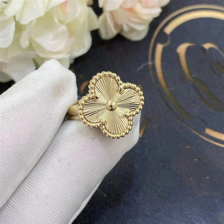 ¡®Twinkle jewelry¡¯CLOVER GOLD RING