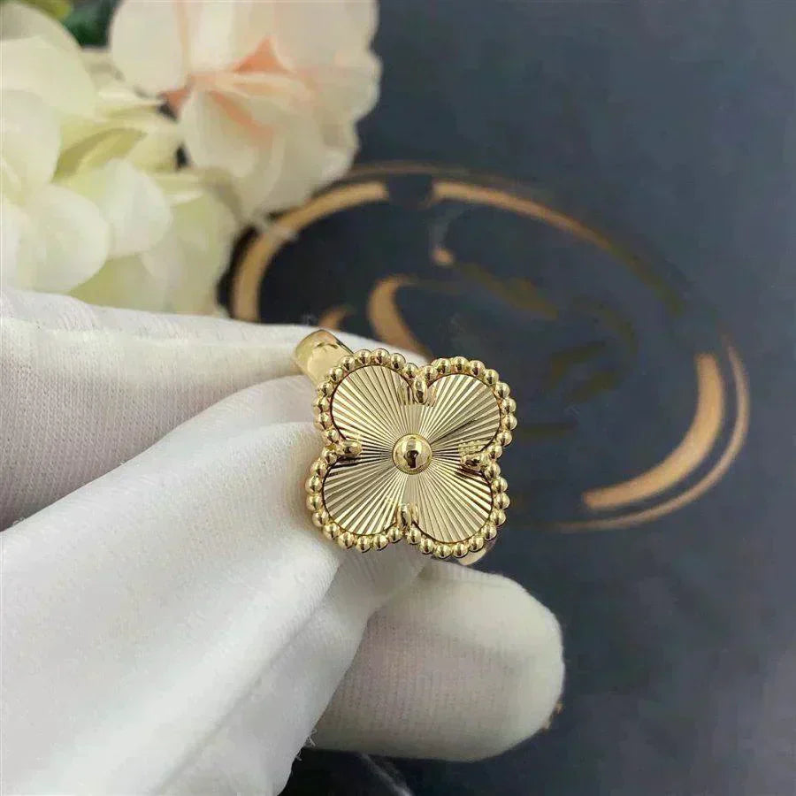 ¡®Twinkle jewelry¡¯CLOVER GOLD RING