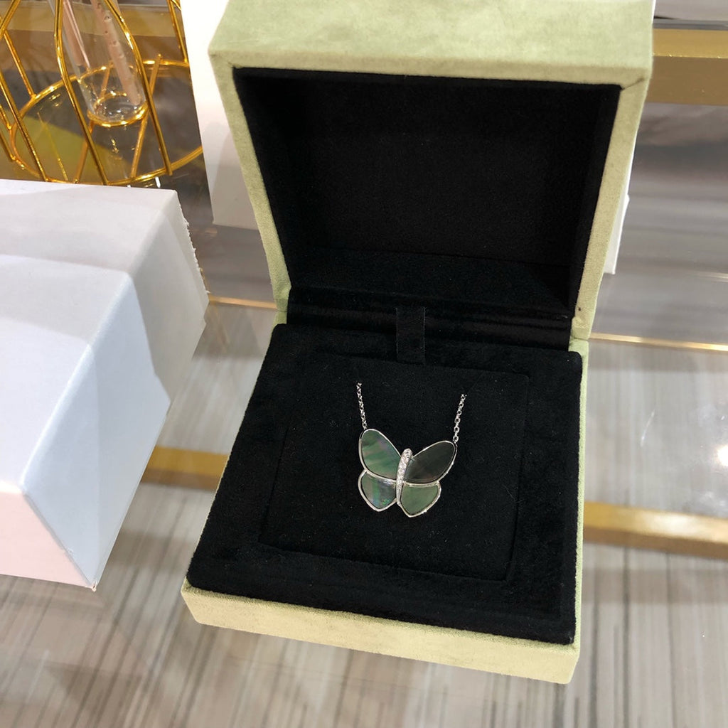 ¡®Twinkle jewelry¡¯LARGE BUTTERFLY SILVER PENDANT DIAMOND NECKLACE