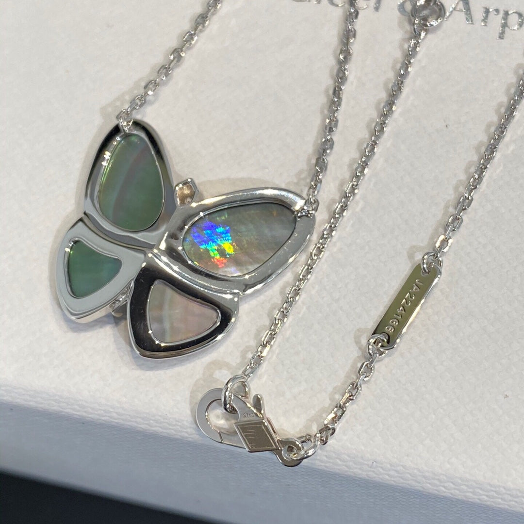 ¡®Twinkle jewelry¡¯LARGE BUTTERFLY SILVER PENDANT DIAMOND NECKLACE