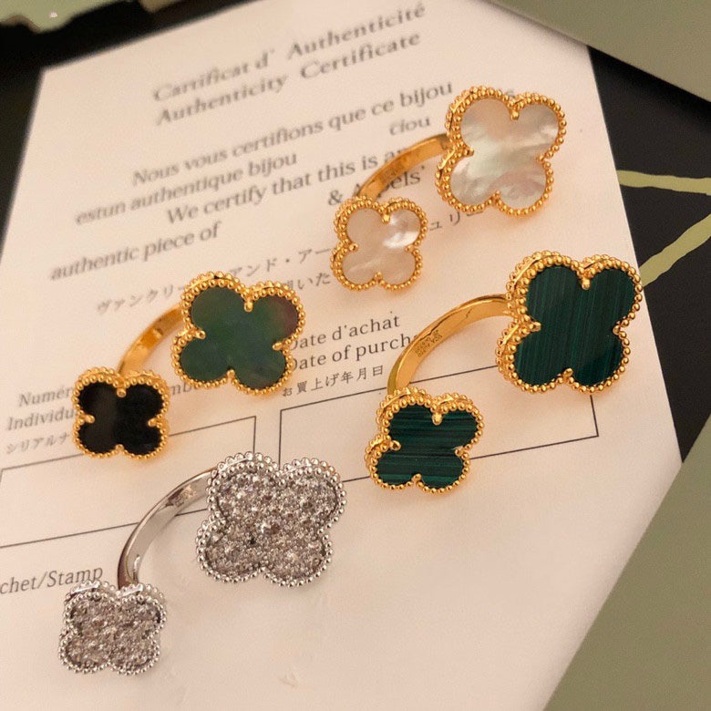 ¡®Twinkle jewelry¡¯CLOVER BETWEEN THE FINGER RING