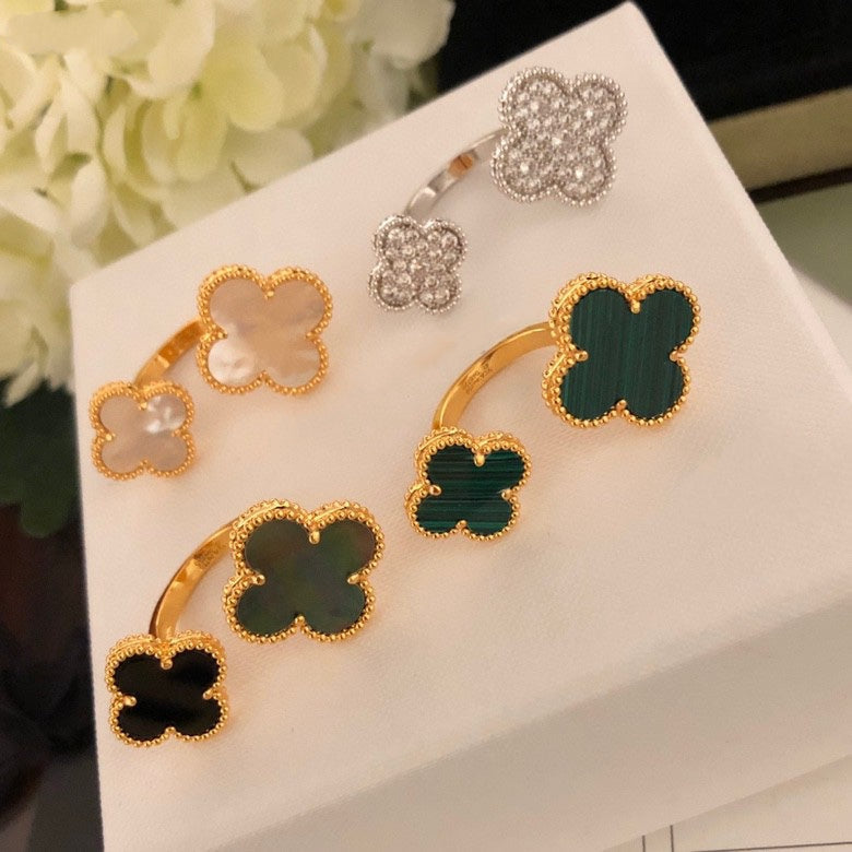 ¡®Twinkle jewelry¡¯CLOVER BETWEEN THE FINGER RING
