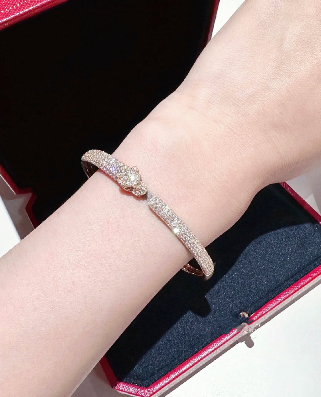 ¡®Twinkle jewelry¡¯PANTHERE FULL DIAMOND OPEN BRACELET