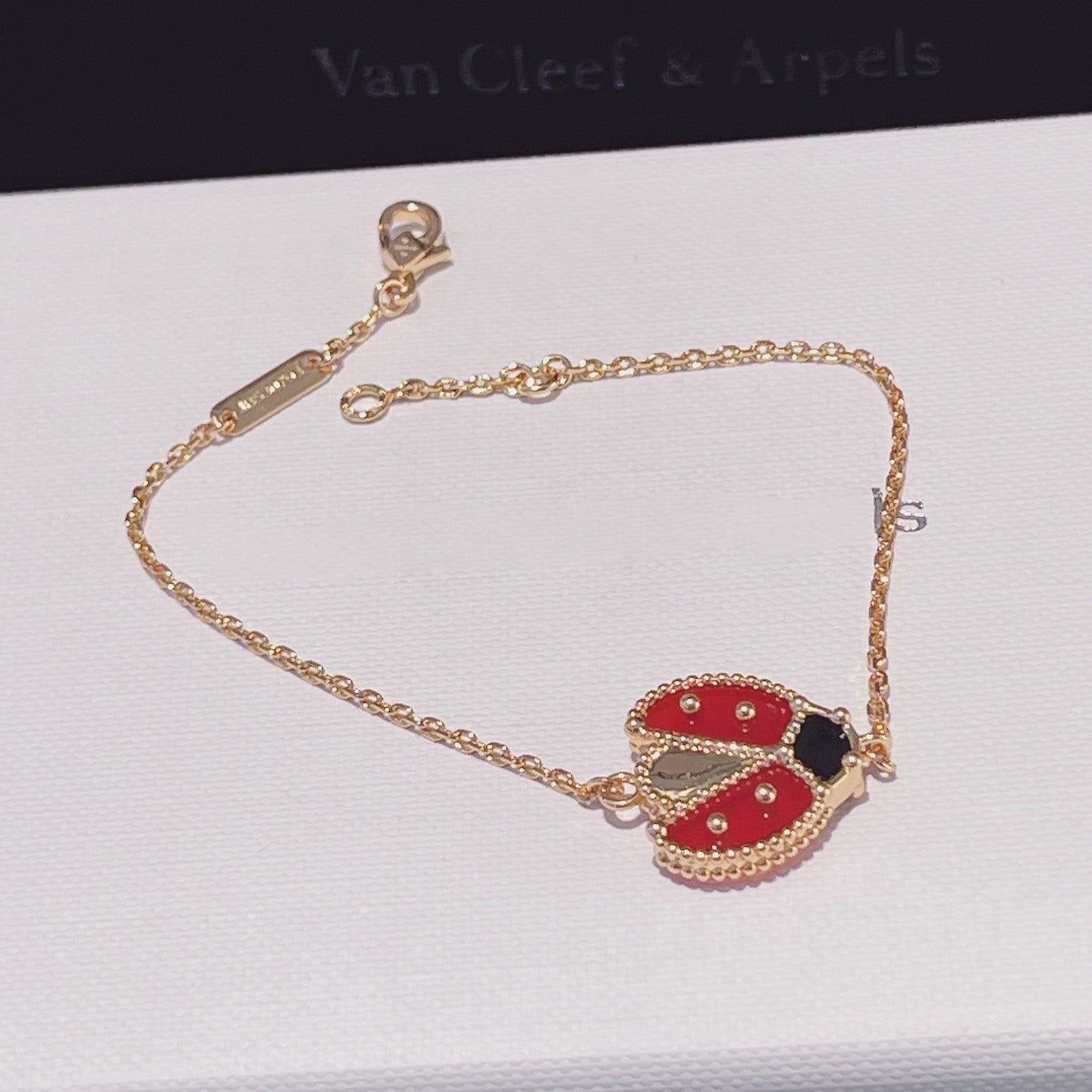 ¡®Twinkle jewelry¡¯LUCKY SPRING 1 MOTIF PINK GOLD BRACELET