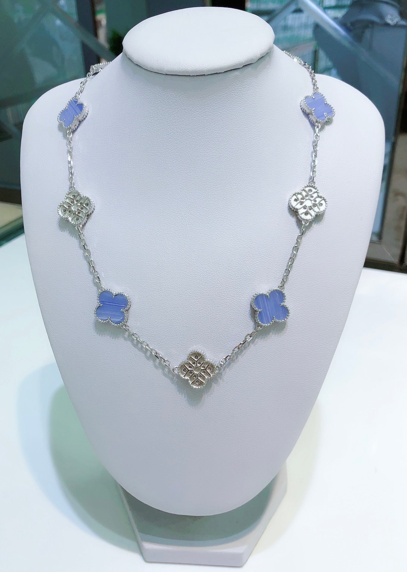 ¡®Twinkle jewelry¡¯CLOVER 10 MOTIFS CHALCEDONY DIAMONDS SILVER NECKLACE