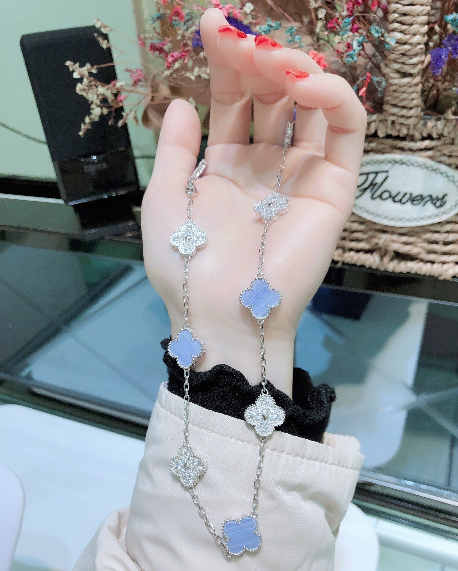 ¡®Twinkle jewelry¡¯CLOVER 10 MOTIFS CHALCEDONY DIAMONDS SILVER NECKLACE
