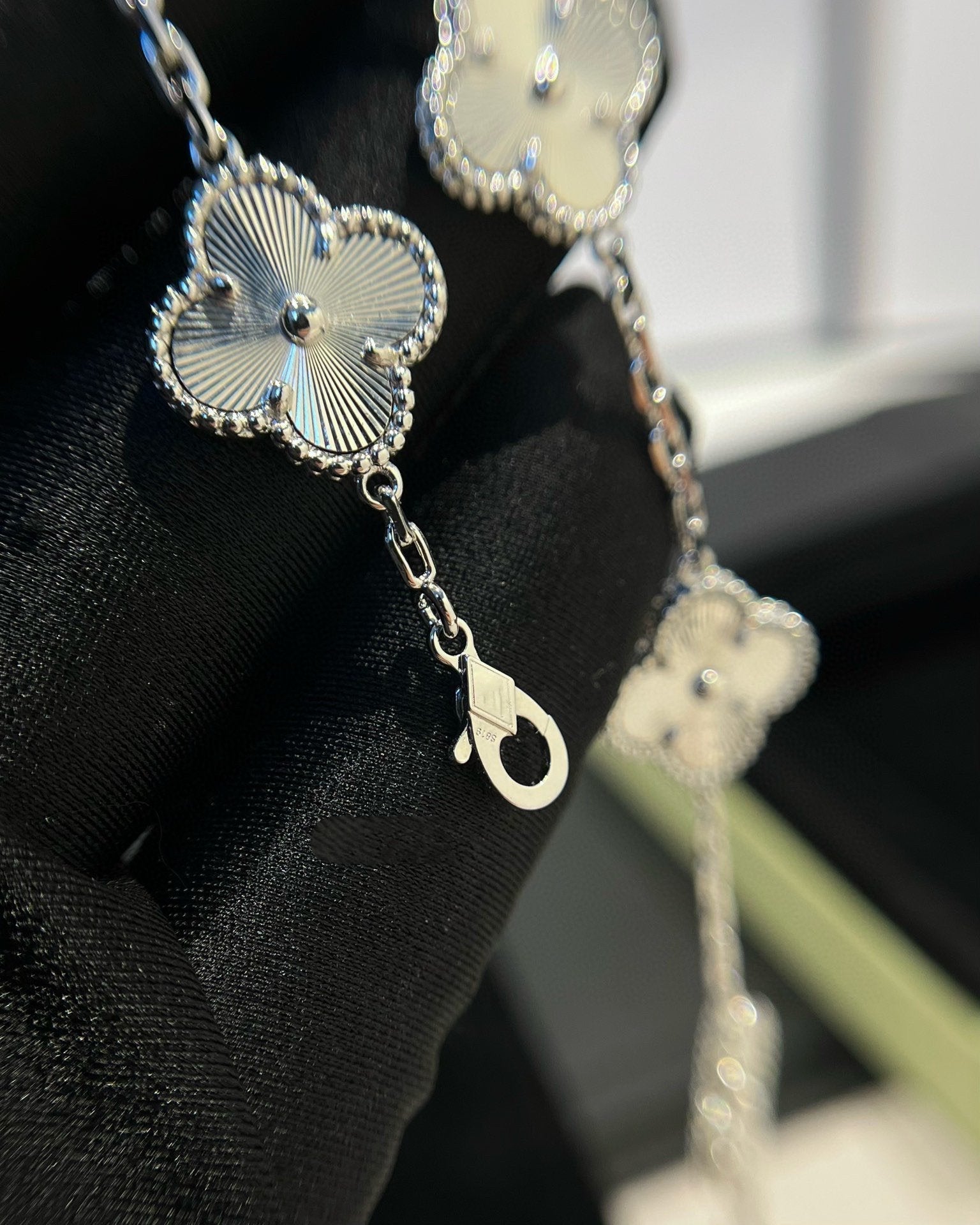 [Twinkle jewelry]New  CLOVER 5 MOTIF LASER BRACELET COLLECTION